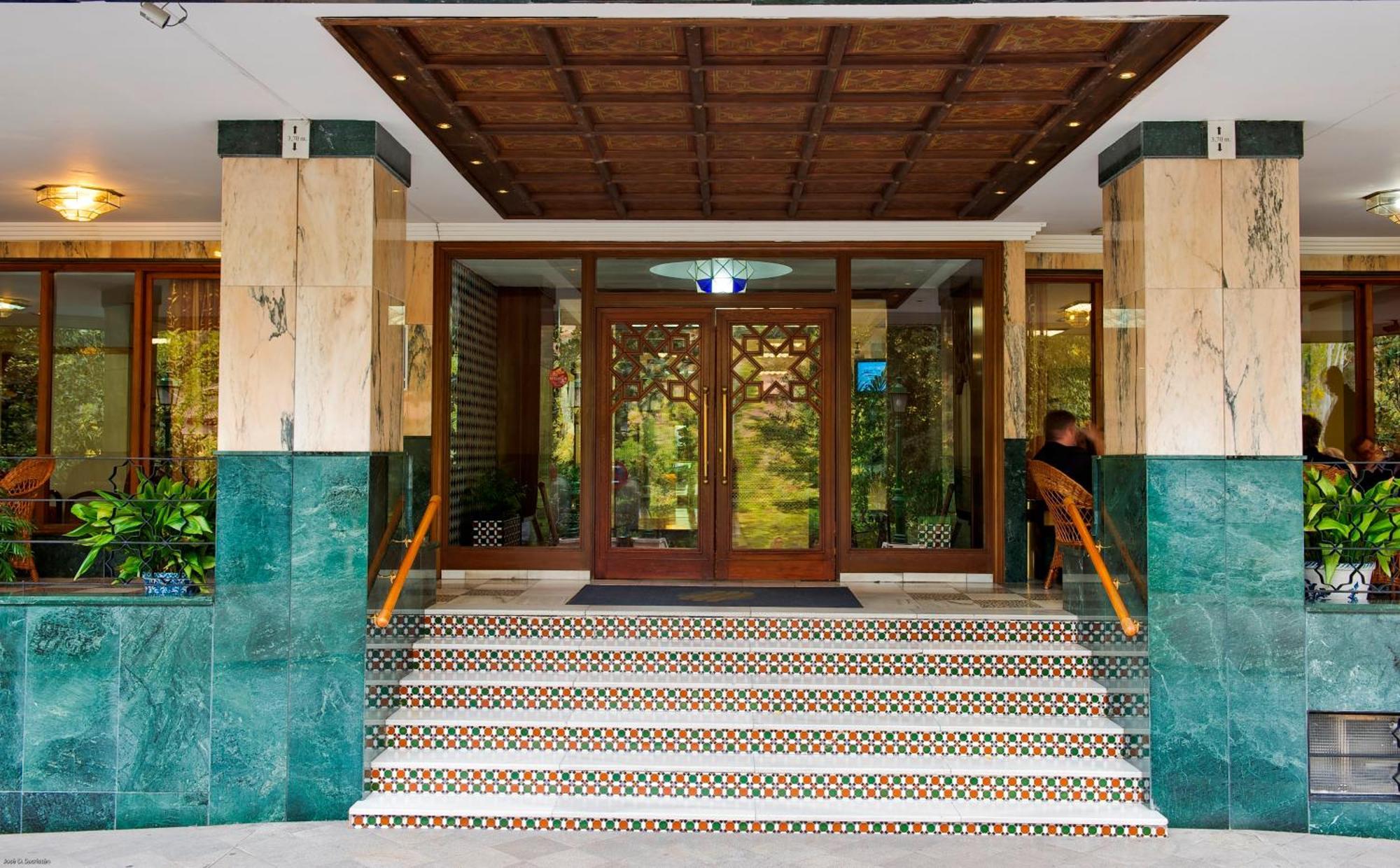 Porcel Alixares Hotel Granada Buitenkant foto