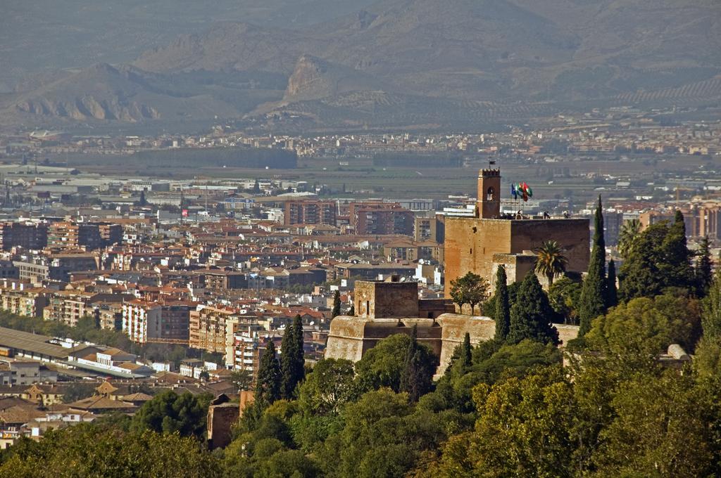 Porcel Alixares Hotel Granada Buitenkant foto